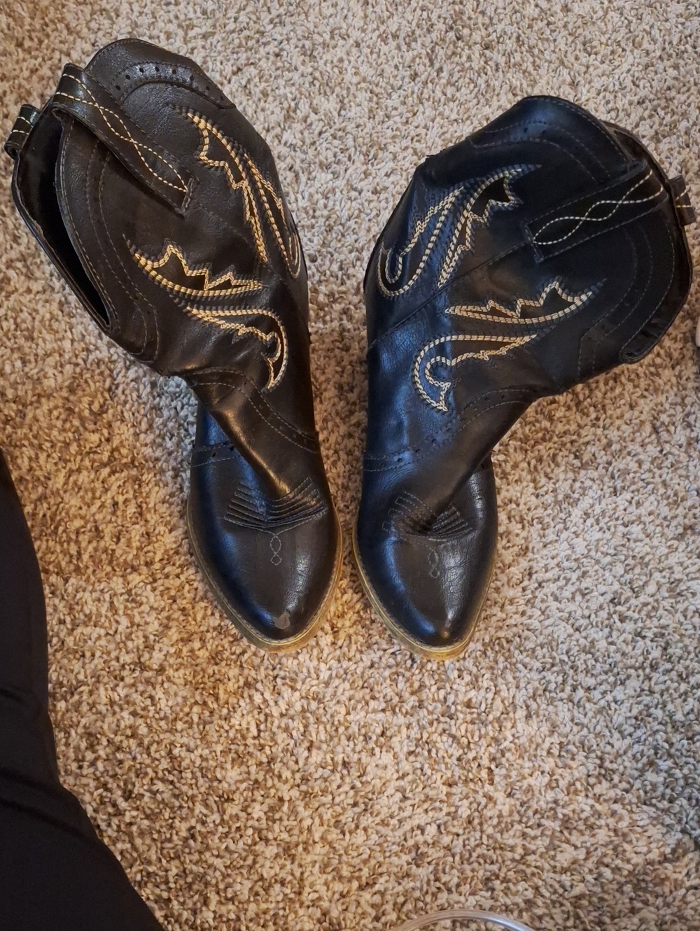 Very Volatile Black Western Embroidered Ankle Boots